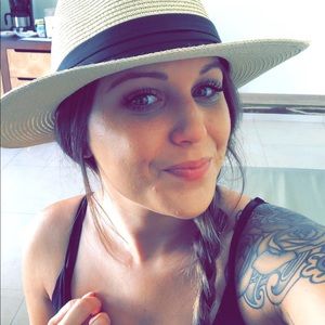 Meet your Posher, Erika